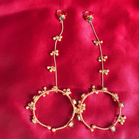 Green Stone Floral Hathphool Bracelet - Jajra