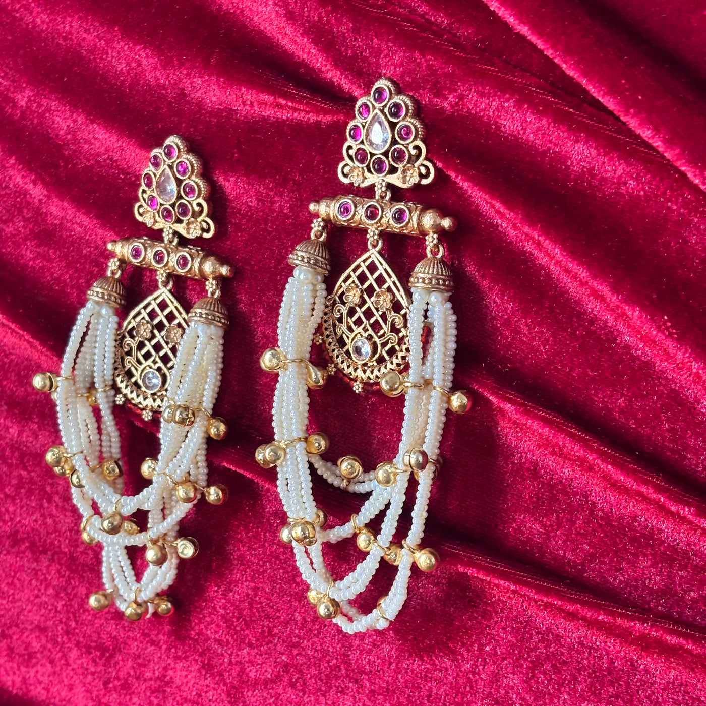 Noor Mahal Choti Pearl Bridal Drop Earrings