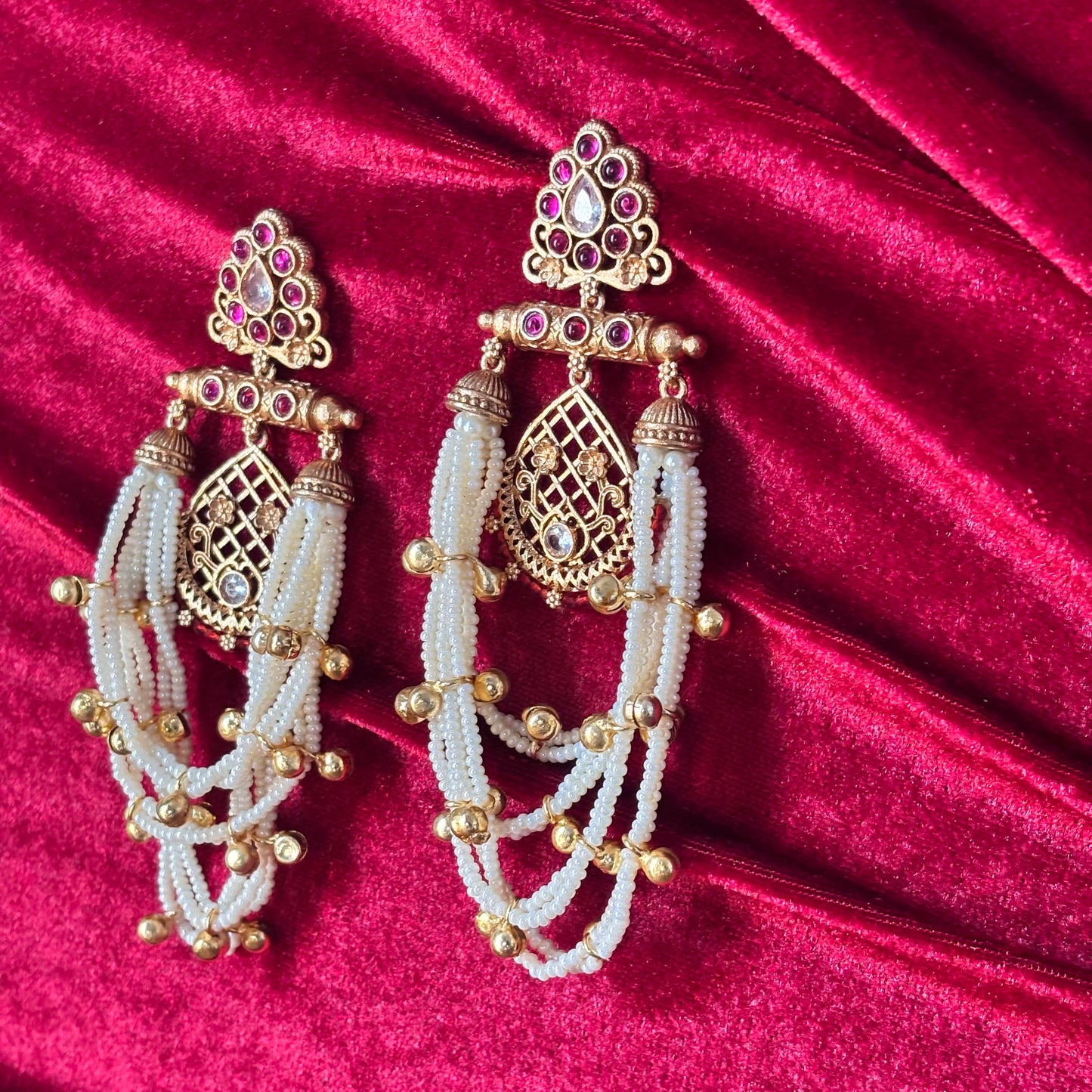 Noor Mahal Choti Pearl Bridal Drop Earrings