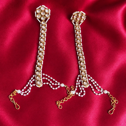 Kundan Pearl Hathphool Bracelet Set